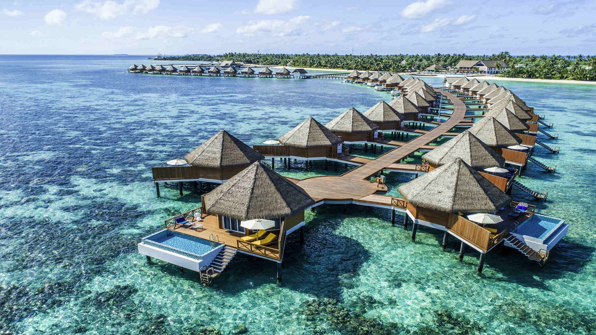Mercure Maldives Kooddoo Resort